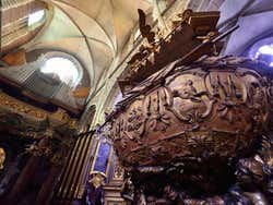 Basílica del Corpus Cristi, interior