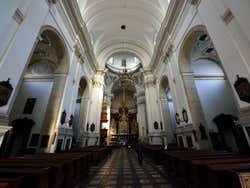 Iglesia de San Pedro y San Pablo, interior