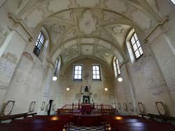 Sinagoga de Isaac, interior